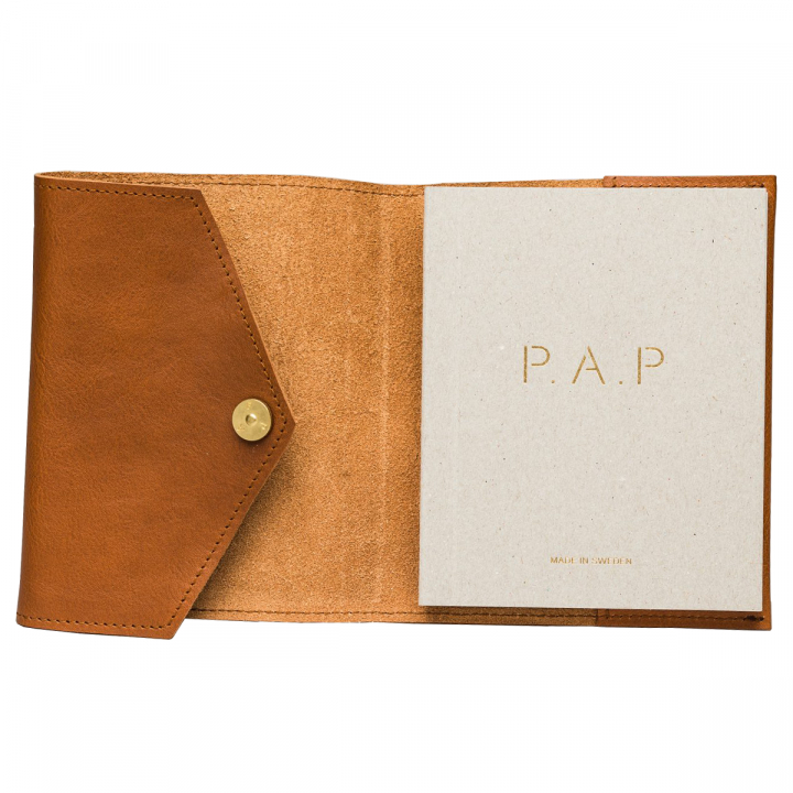 Mia A5 Leather Notebook Cognac i gruppen Papper & Block / Skriva och anteckna / Anteckningsböcker hos Pen Store (126788)