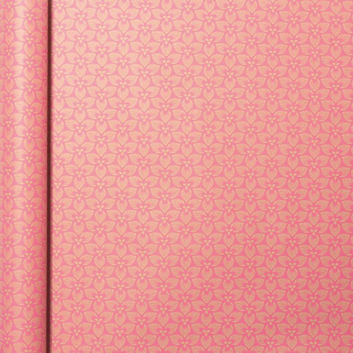 Presentpapper 35cm x 5m Kraft Pink Flowers i gruppen Skapande & Hobby / Högtider och säsong / Inslagning hos Pen Store (136356)