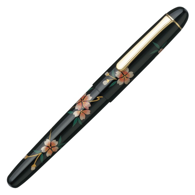 'Kaga' Hira Maki-e Reservoar Sakura