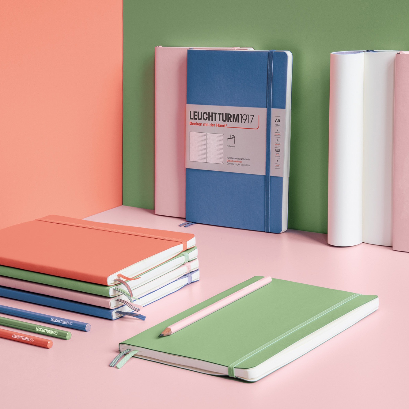 Notebook A5 Softcover Powder i gruppen Papper & Block / Skriva och anteckna / Anteckningsböcker hos Pen Store (100809_r)