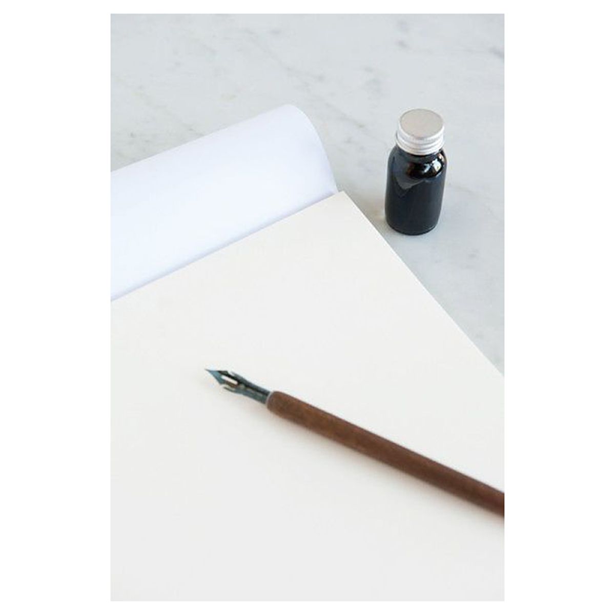 Calligraphy Pad A4 i gruppen Papper & Block / Konstnärsblock / Rit- och skissblock hos Pen Store (125255)