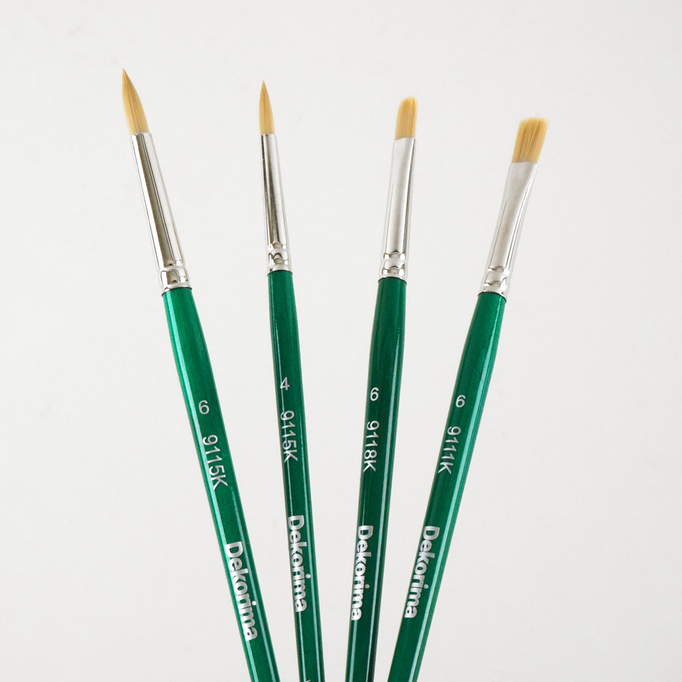 Syntetiska penslar Universal 4-set