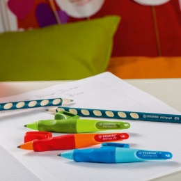 EASYergo Stiftblyertspenna Högerhänt (3 år+) i gruppen Kids / Barnpennor / Skrivpennor för barn hos Pen Store (100266)