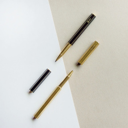 Classic Revolve Rollerball Brass i gruppen Pennor / Fine Writing / Rollerball hos Pen Store (101380)