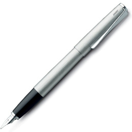 Studio Steel Reservoarpenna Broad i gruppen Pennor / Fine Writing / Reservoarpennor hos Pen Store (101942)