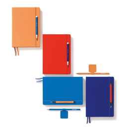 Notebook A5 Medium Sky i gruppen Papper & Block / Skriva och anteckna / Anteckningsböcker hos Pen Store (130220_r)