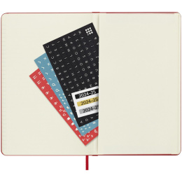 Kalender 18M WeekNote Hard Cover Large Red i gruppen Papper & Block / Kalendrar och almanackor / 18-månaderskalendrar hos Pen Store (130896)