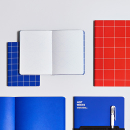 Notebook Break The Grid S - Blue i gruppen Papper & Block / Skriva och anteckna / Anteckningsböcker hos Pen Store (134352)