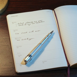 Kalender 12M Weekly Notebook 2026 Hardcover Pocket Sapphire Blue i gruppen Papper & Block / Kalendrar och almanackor / 12-månaderskalendrar hos Pen Store (136125)