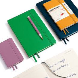 Kalender Weekly Planner 2026 A5 Deep Sea i gruppen Papper & Block / Kalendrar och almanackor / 12-månaderskalendrar hos Pen Store (136257)