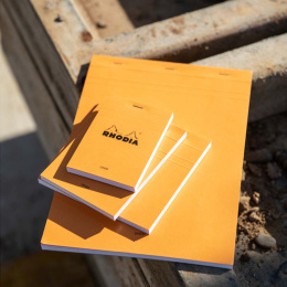 Block No.10 (5,2 x 7,5 cm) Rutat i gruppen Papper & Block / Skriva och anteckna / Skrivblock och häften hos Pen Store (136787)