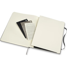 Pro Hard Cover Notebook XL Black Linjerad i gruppen Papper & Block / Skriva och anteckna / Anteckningsböcker hos Pen Store (136836)