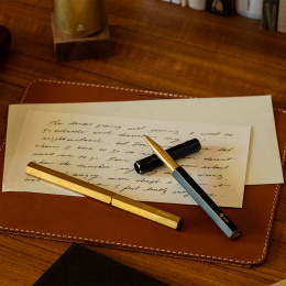 Classic Revolve Rollerball Black i gruppen Pennor / Fine Writing / Rollerball hos Pen Store (137414)
