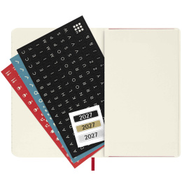 Kalender 12M Daily 2027 Softcover Pocket Red i gruppen Papper & Block / Kalendrar och almanackor / 12-månaderskalendrar hos Pen Store (137436)