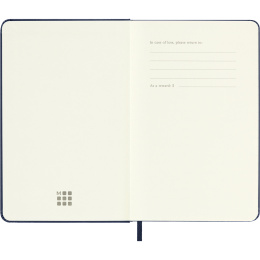 Kalender 12M Daily 2027 Hardcover Pocket Sapphire Blue i gruppen Papper & Block / Kalendrar och almanackor / 12-månaderskalendrar hos Pen Store (137437)