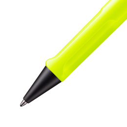 Safari Kulspetspenna Neon Yellow i gruppen Pennor / Fine Writing / Kulspetspennor hos Pen Store (137580)