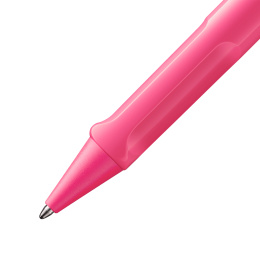 Safari Kulspetspenna Neon Pink i gruppen Pennor / Fine Writing / Kulspetspennor hos Pen Store (137586)