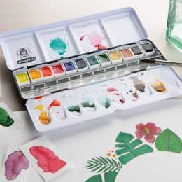 Akademie Aquarell Half Pans 12-set + 12 tomma i gruppen Konstnärsmaterial / Konstnärsfärger / Akvarellfärg / Akvarellfärg i kopp hos Pen Store (137801)
