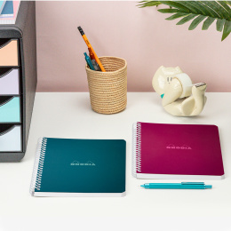 Notebook Spiral Peacock A5 Linjerat i gruppen Papper & Block / Skriva och anteckna / Skrivblock och häften hos Pen Store (138104)