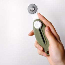 Rolling Cutter RO-SK28 i gruppen Skapande & Hobby / Hobbytillbehör / Skärare hos Pen Store (138152)