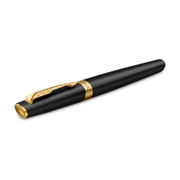 Meridian Matte Black/Gold Rollerball i gruppen Pennor / Fine Writing / Rollerball hos Pen Store (138301)